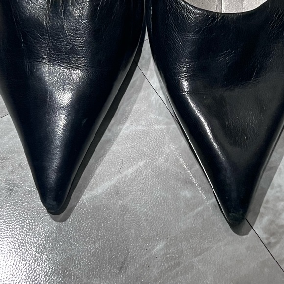 Guess Vintage Y2K Black Point Toe Heels Size 8 - Picture 2 of 9